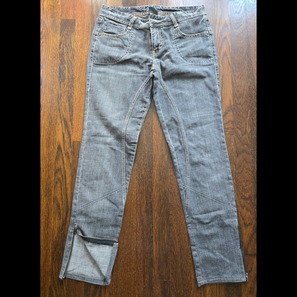 AX Armani Exchange Black Light Wash Zipper Bottom Jeans Size 8